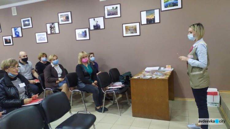 Для представників служб міста провели майстер-клас з подолання стресу