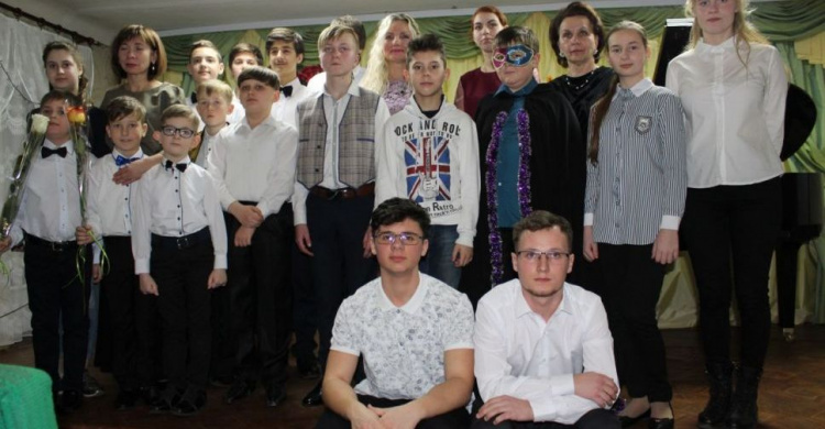 В Авдеевке стартовал поздравительный марафон