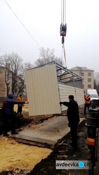 В Авдіївці роботи по облаштуванню нових сміттєвих точок вийшли на фінішну пряму