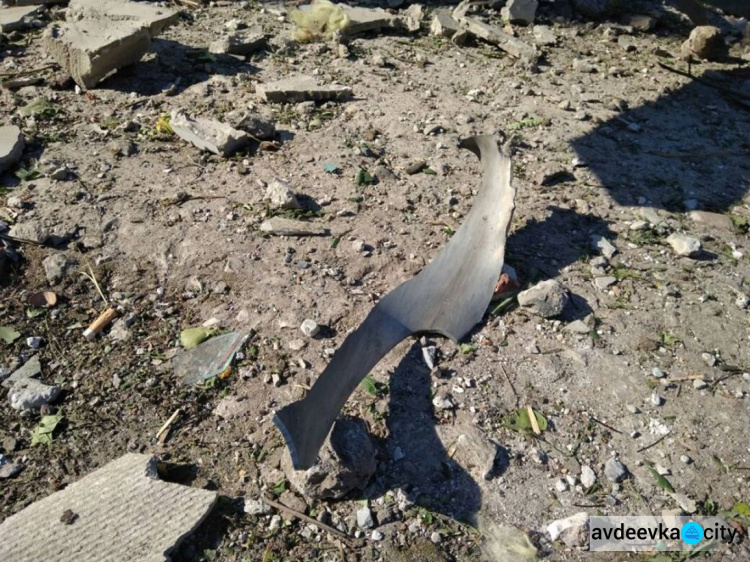 В Авдеевке в результате обстрела  повреждения получили 10 домов, - глава  ВГА (ФОТО)