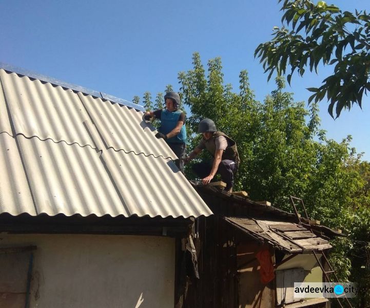 В прифронтовой Авдеевке "вернули к жизни" 566 поврежденных обстрелами домов (ФОТО)
