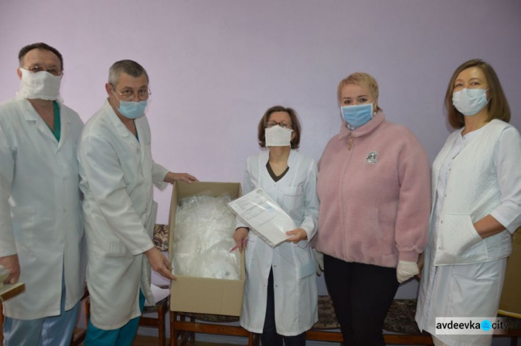 Метинвест обеспечил медиков Авдеевки респираторами максимальной степени защиты