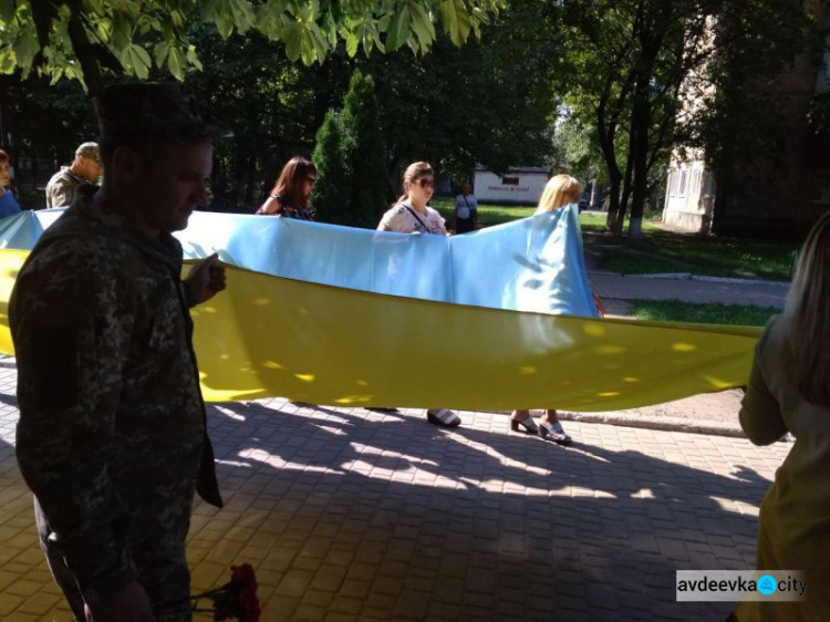 Авдеевка отпраздновала освобождение: фоторепортаж