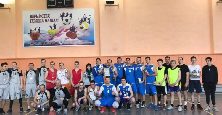 В Авдеевке прошел Открытый кубок АКХЗ по баскетболу (ФОТО)
