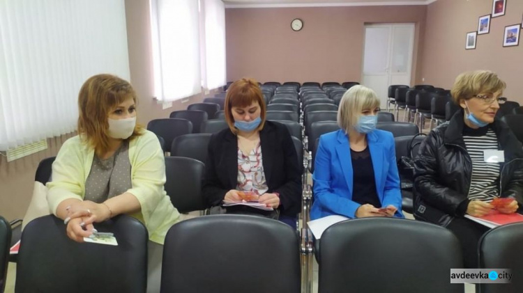 Для представників служб міста провели майстер-клас з подолання стресу