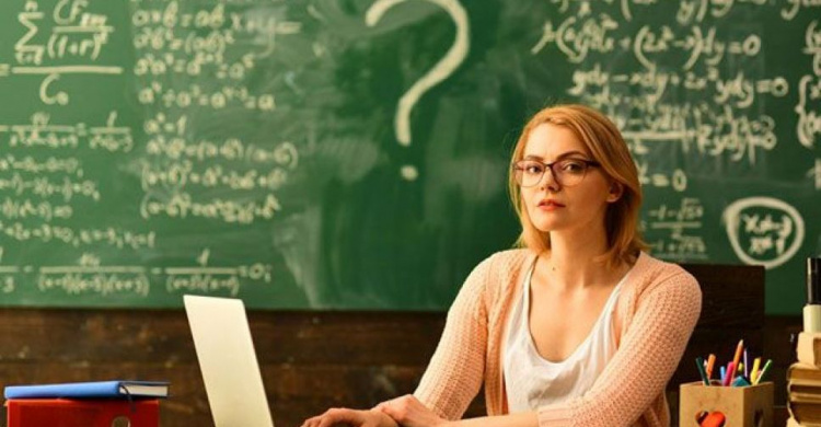 Минфин предлагает уволить  часть учителей страны