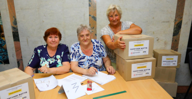 Ветерани підприємств Метінвесту отримують допомогу від «Рятуємо життя»