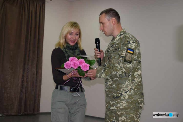 В Авдеевке чествовали защитников: фоторепортаж