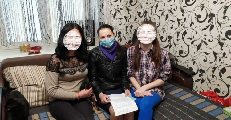 Авдеевский ЦСССДМ продолжает оказывать психологическую помощь своим подопечным